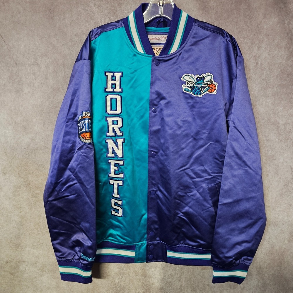NWT Mitchell & Ness HWC Charlotte Hornets OG 2.0 Satin Lightweight Jacket L $150